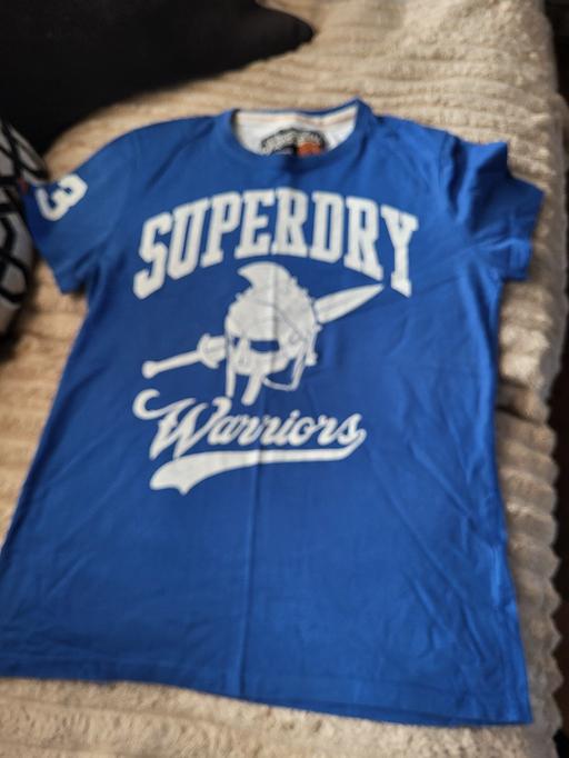  — super dry large  t shirt