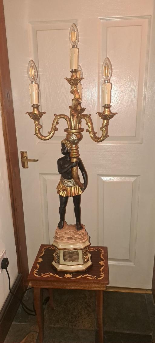  — Extra large antique lamp