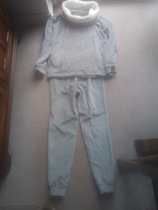  — SILVER GREY LEISURE SUIT