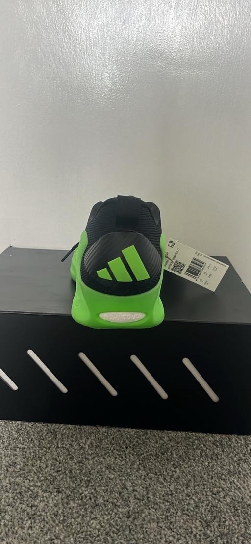  — Men Adidas basketball trainers