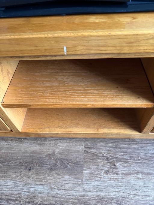  — Tv table
