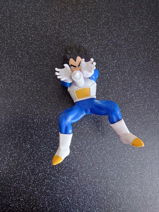  — Dragon ball z vegeta bandai figure