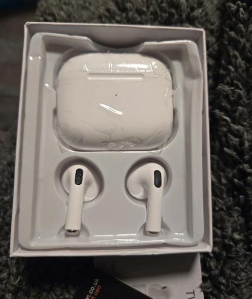  — wireless Bluetooth headset