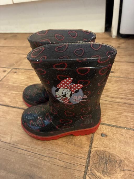  — Minnie Mouse wellies infant size 6