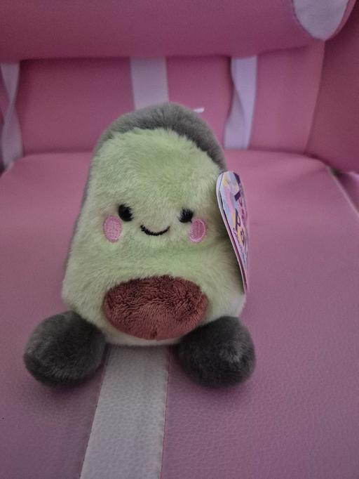  — new Palm Pals Avocado Plush