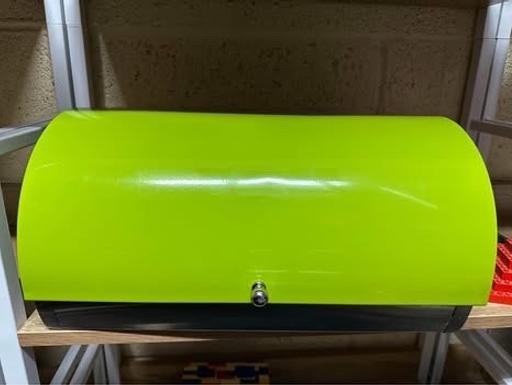  — Green bread bin