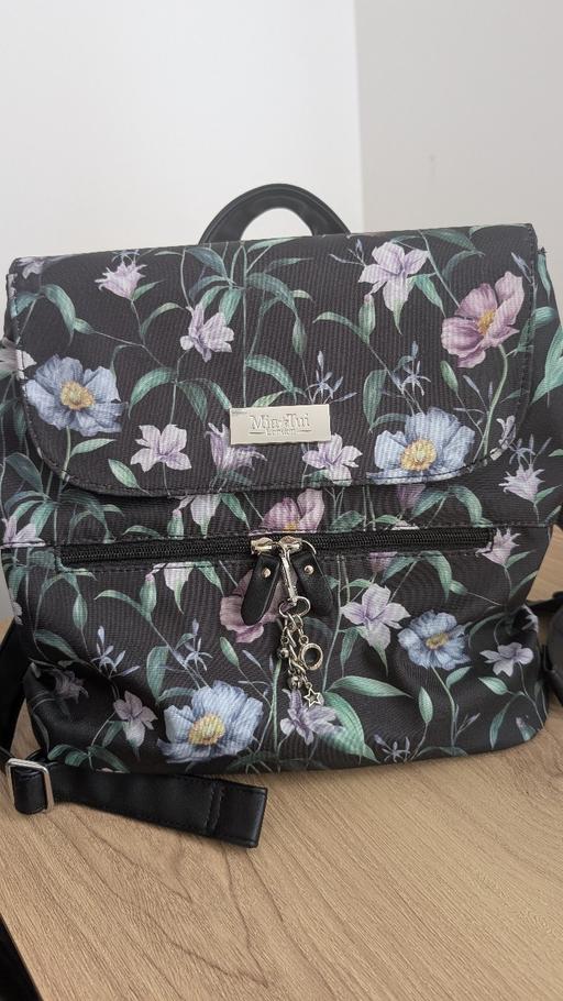  — MIA TUI London 3-in-1 backpack in Wild Flower