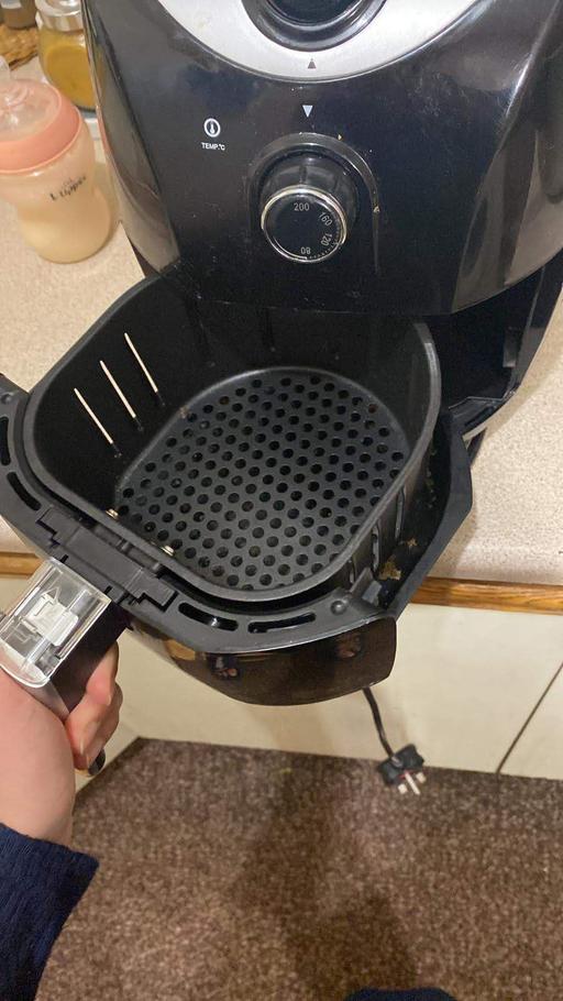  — Air fryer