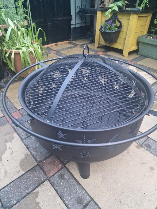  — Costoffs Round Fire pit.