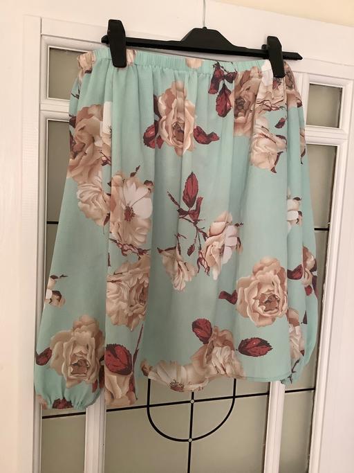  — New off the shoulder summer top