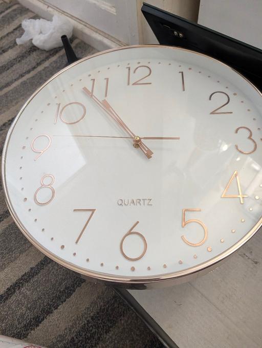  — WALL clock