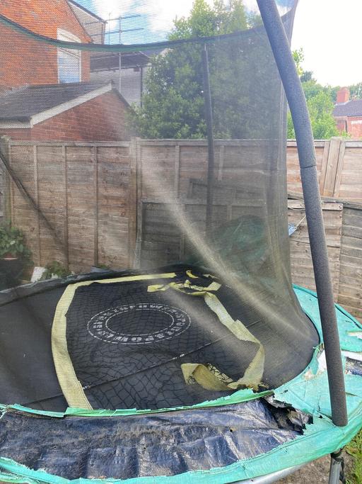  — 8ft trampoline
