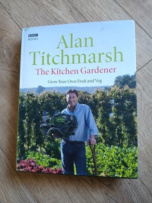  — Alan Titchmarsh Book