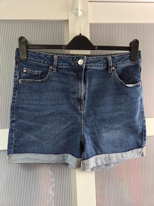  — Size 14 MATALAN Papaya denim shorts