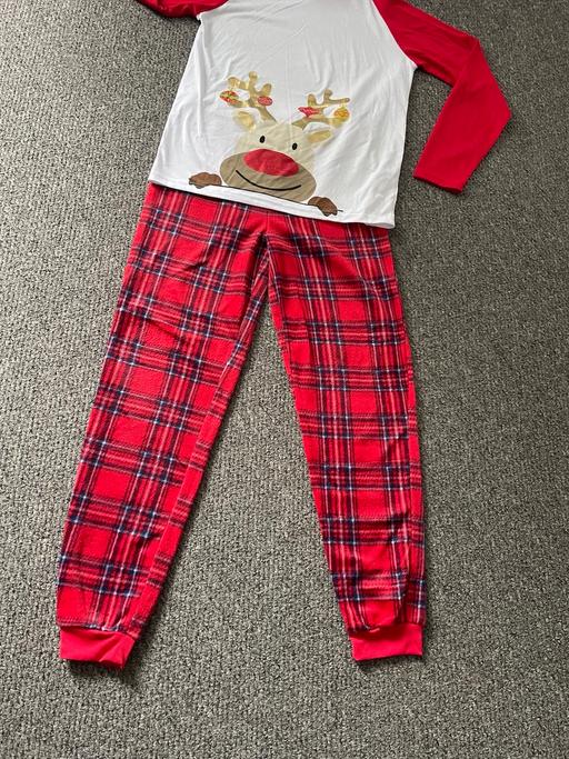  — Kids Christmas pyjamas age 14-15
