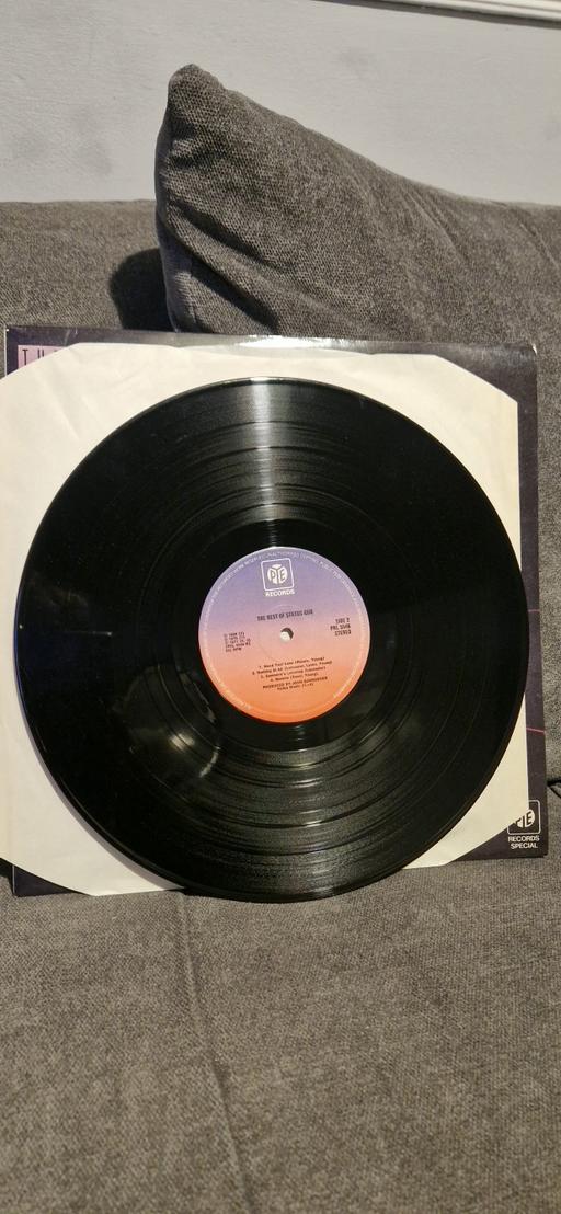  — collectable status quo LP VINYL record