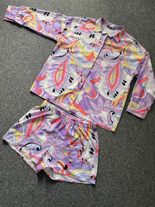  — Boohoo women’s shirt & shorts set size 14