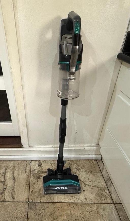  — Swan cordless  upright vacuum cleaner