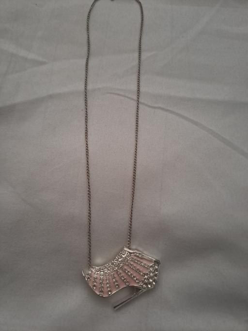  — dress jewellery