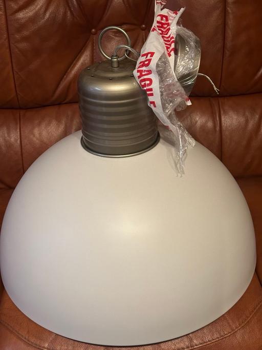  — 1 Extra large lamp shade(Hang down )