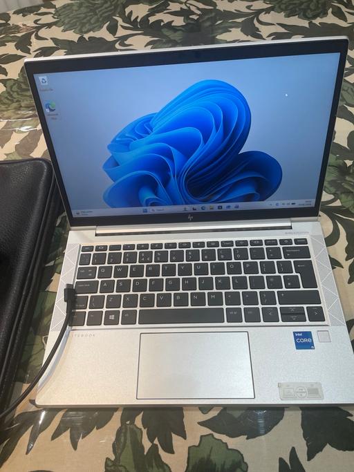 — HP Elitebook 830 G8