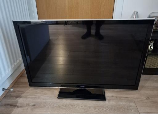  — 37" Panasonic TV