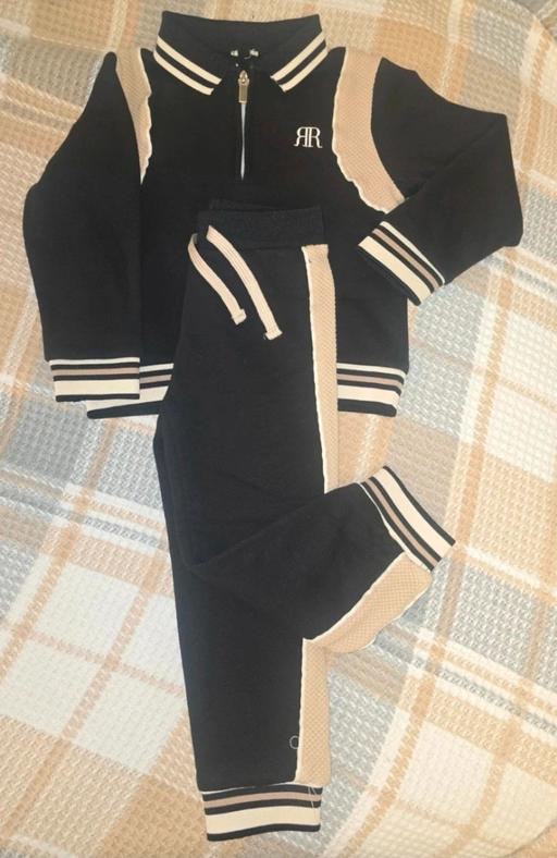  — River Island Boys Tracksuit 2pc Set 3-4 Years