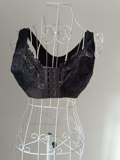  — Front-Closure Lace Bralette with Adjustable S