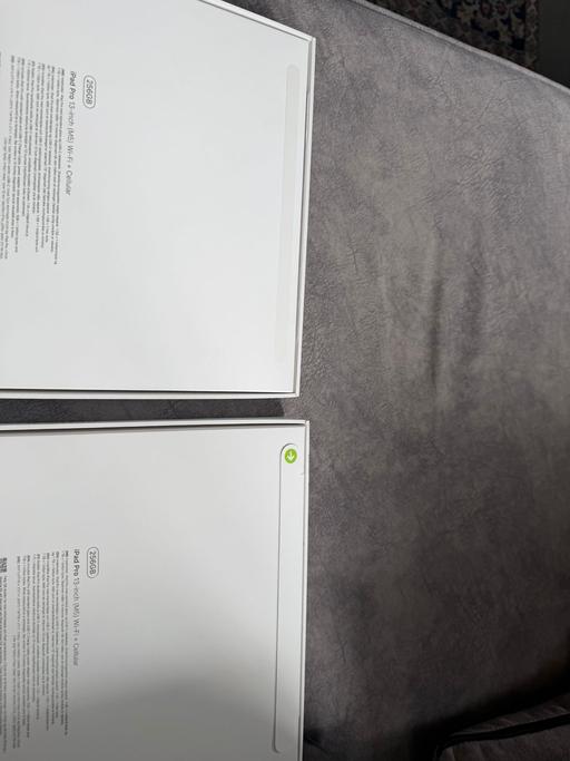  — iPad Pro m5 13 inch 256gb WiFi and sim