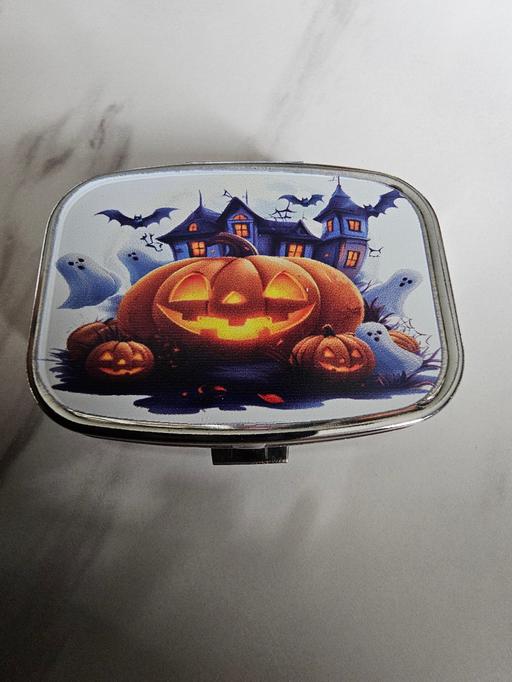 — pill box metal pumpkin