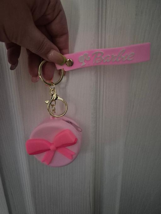  — new Barbie Coin Purse Keychain