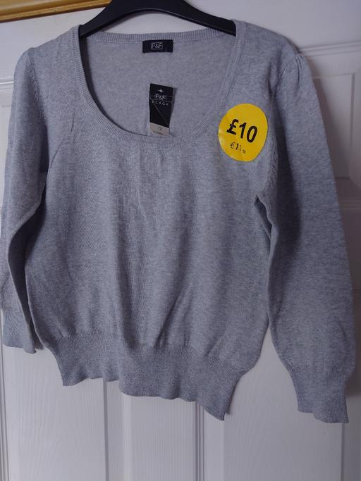  — Women's thin grey jumper size 12
