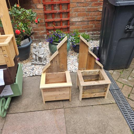  — wooden garden planters