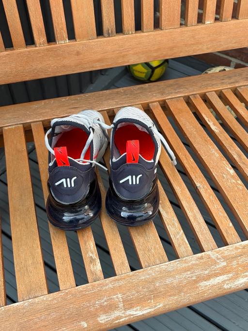  — Nike 270 size 5.5 junior uk size