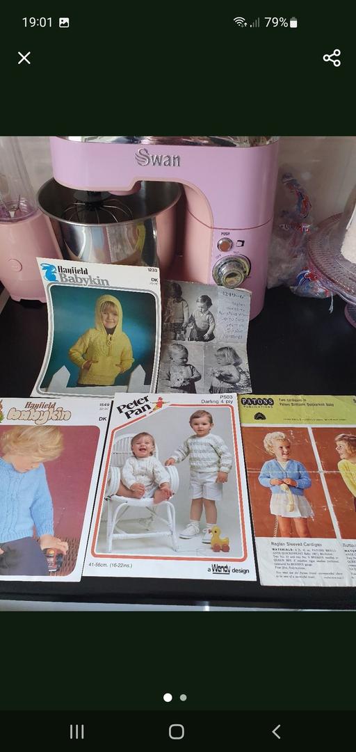  — knitting patterns x 5