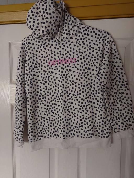  — Girls black/white hoody size 10-11 years