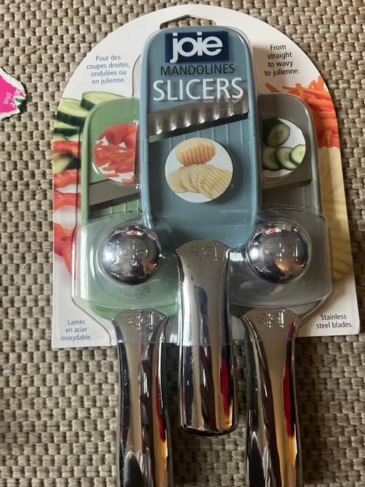  — New mandolin slicer set