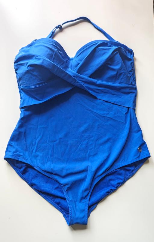  — F&F swimsuit uk18/eur46