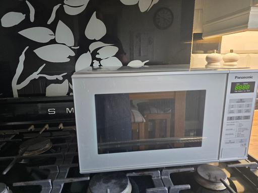  — Panasonic microwave 800w