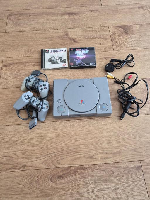  — Playstation 1 and games