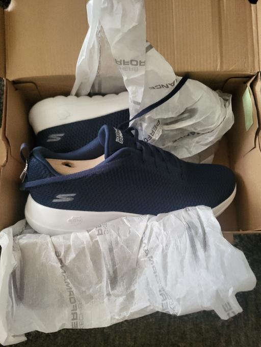  — sketchers