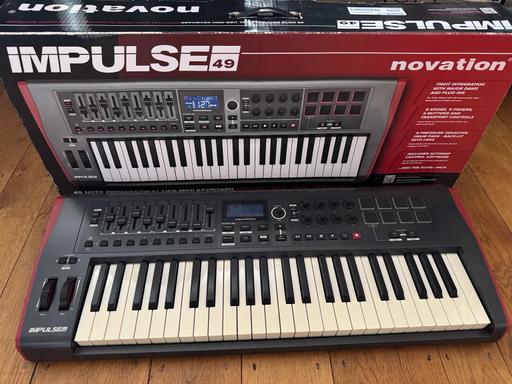  — MUSIC. 49 Note Professional USB-MIDI Keyboard