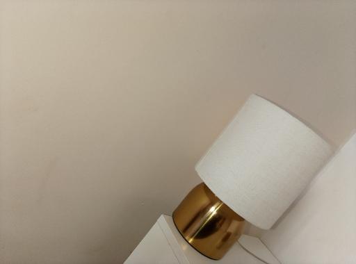  — Table lamp