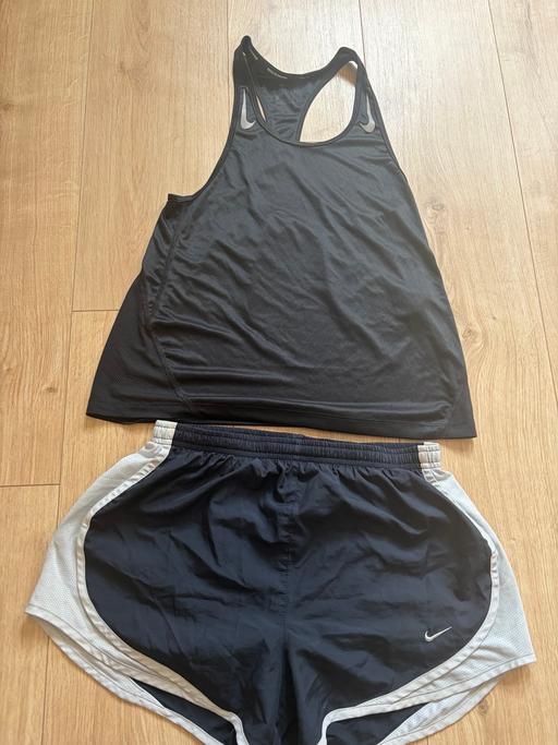  — Nike gym set