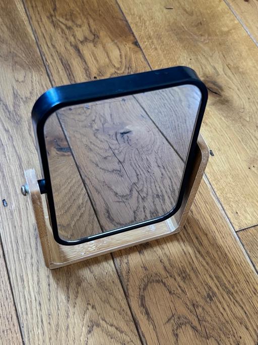  — Wooden Mirror Bath Beauty Style