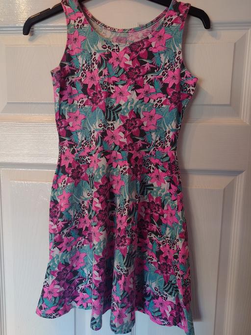  — Girls floral dress size 10-11 years