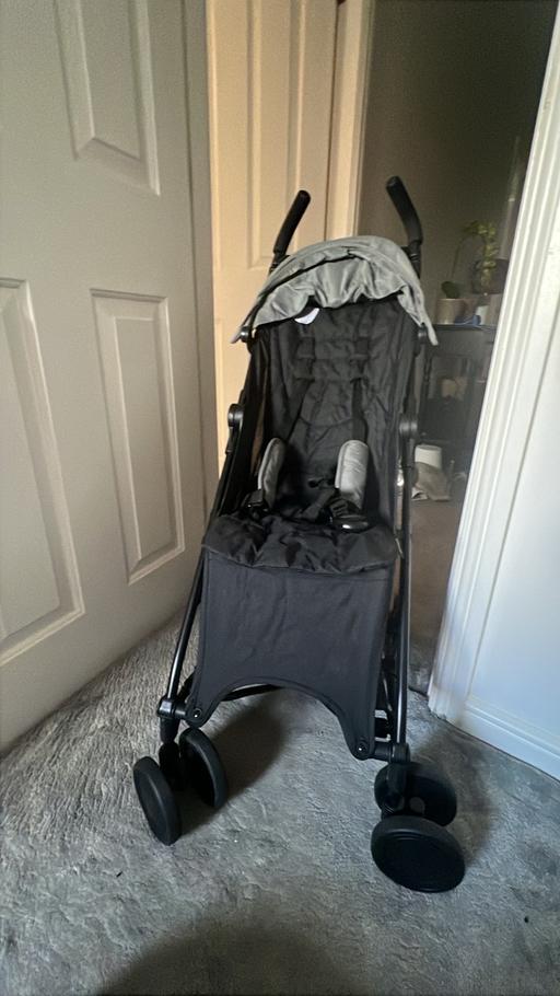  — Britax römer holiday stroller