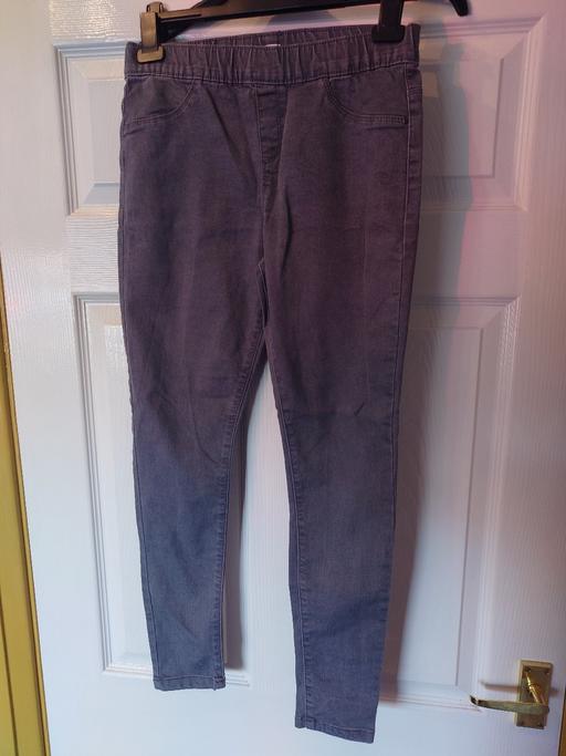  — Girls elasticated jeans size 12-13 years