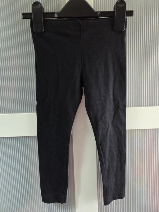  — Age 3-4 F&F black leggings