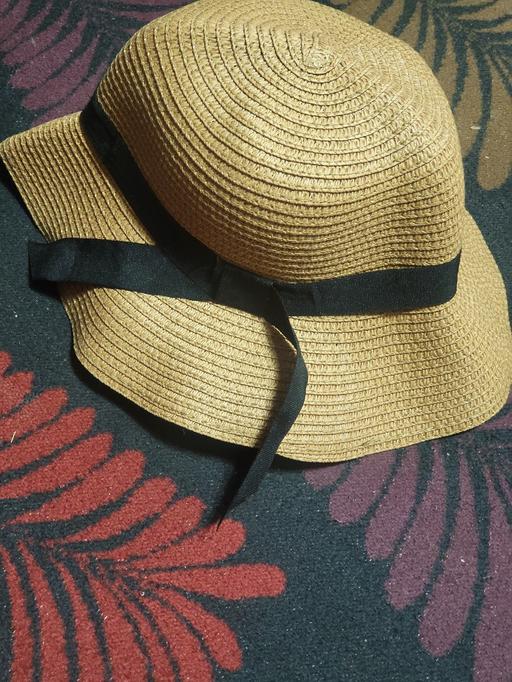  — Girls sunhat 5-9 years